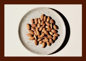  Which Dry Fruit is Best for Weight Gain: Almonds